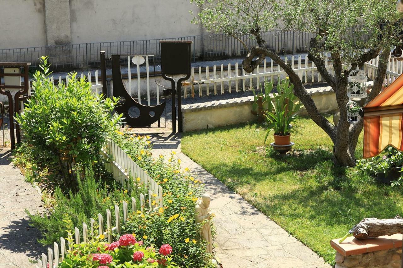 Residenza Franca Villa Valeggio sul Mincio Kültér fotó